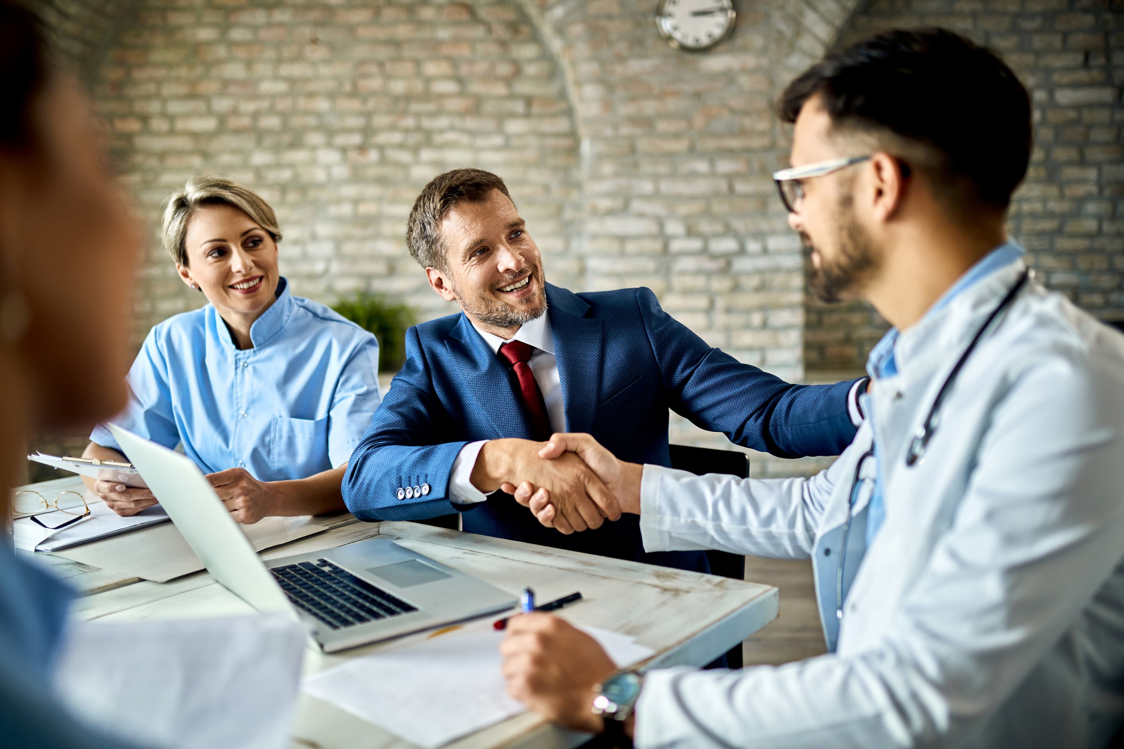 MCIRCLE Exclusive Recruitment Partner Program